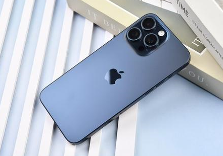 张店苹果维修点分享iPhone 15 Pro Max屏幕更换全新实操风险 